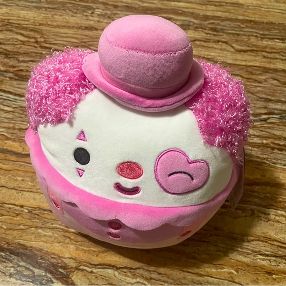 Squishmallows Cupid the Clown - Picture 13 of 14